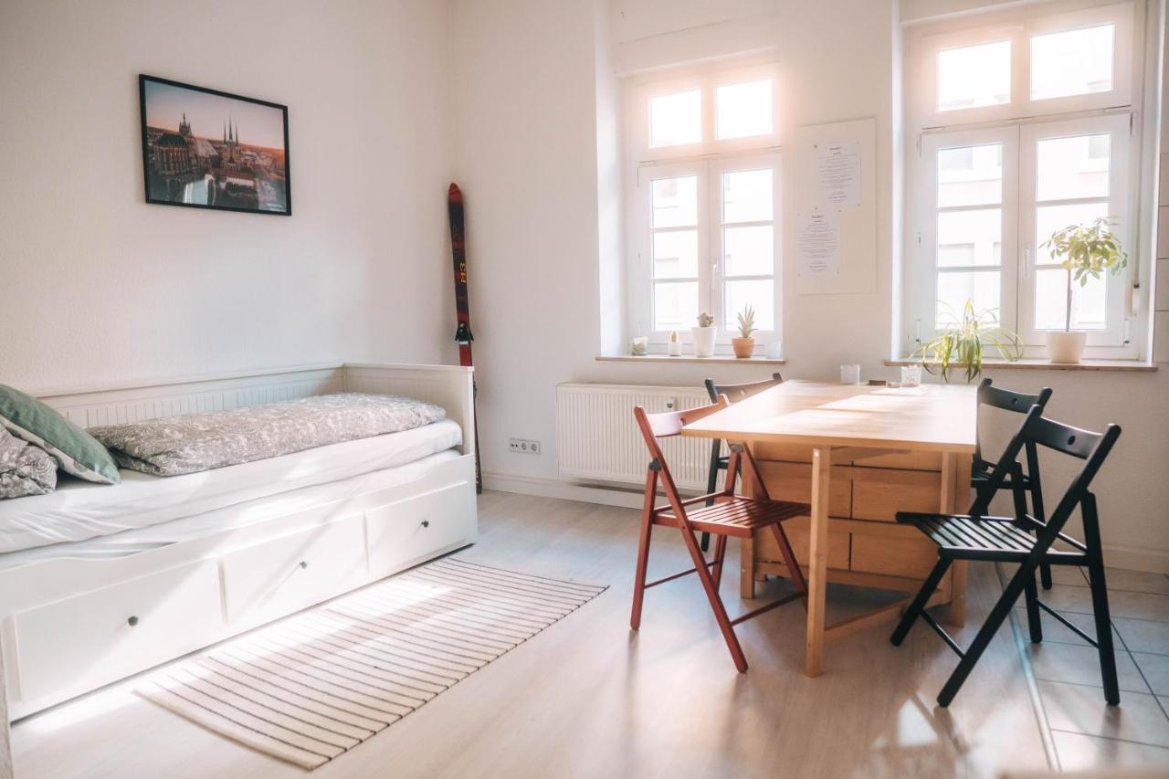Gemutliche 45M² Wohnung Mit Netflix & Disney+ Erfurt Dış mekan fotoğraf
